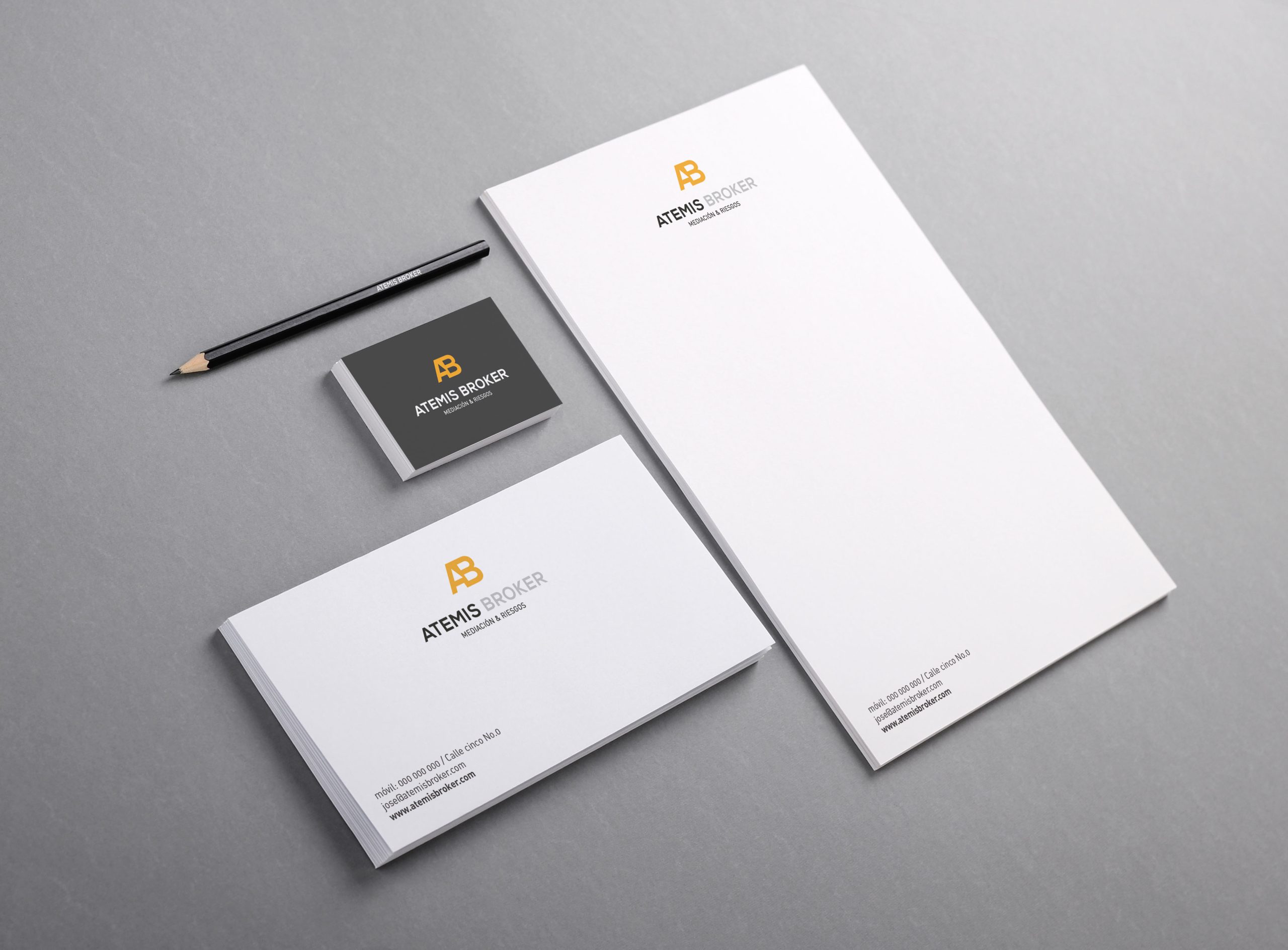 Diseño identidad corporativa riesgo